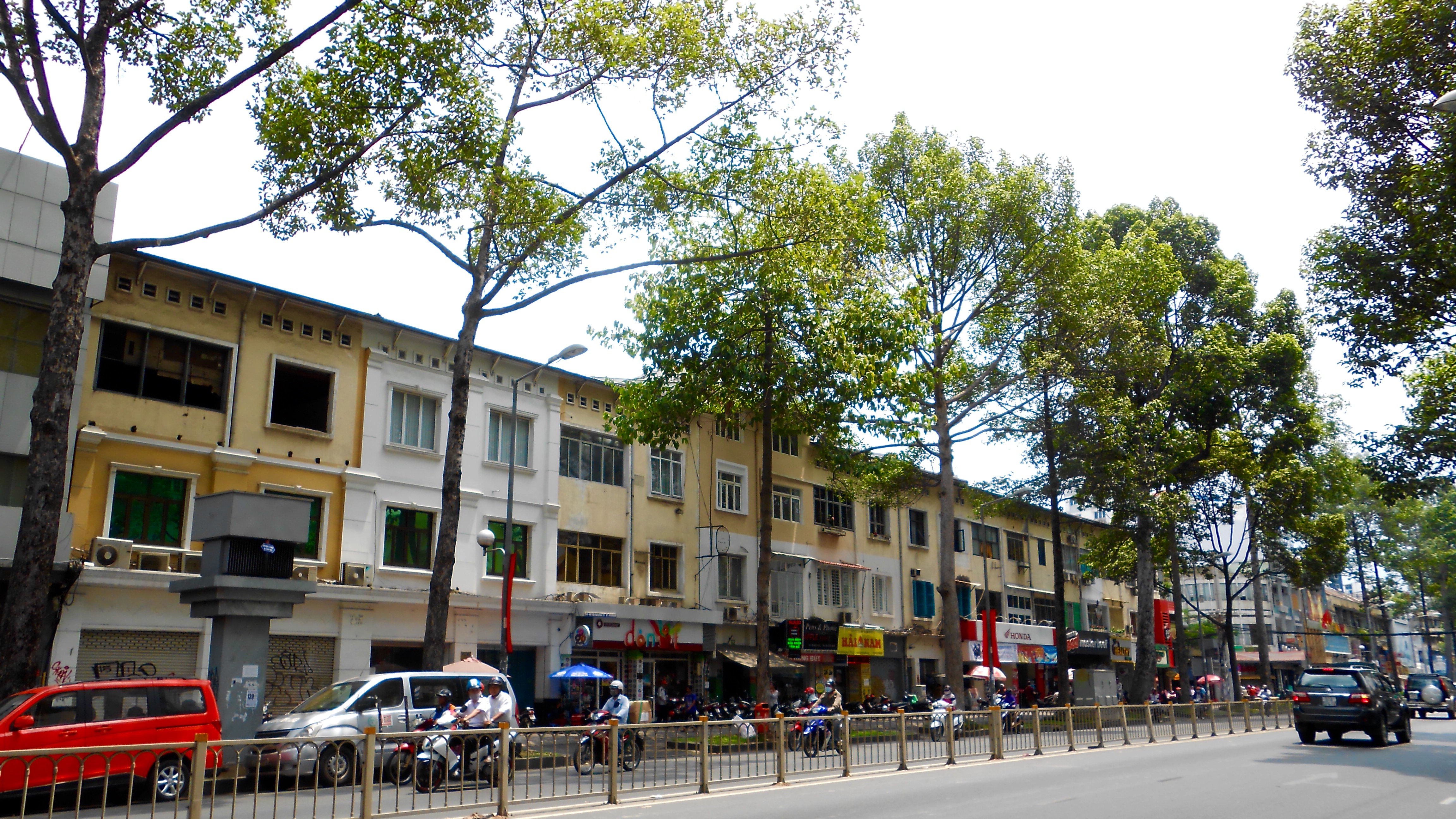 Row of shophouses on Trần Hưng Đạo Boulevard