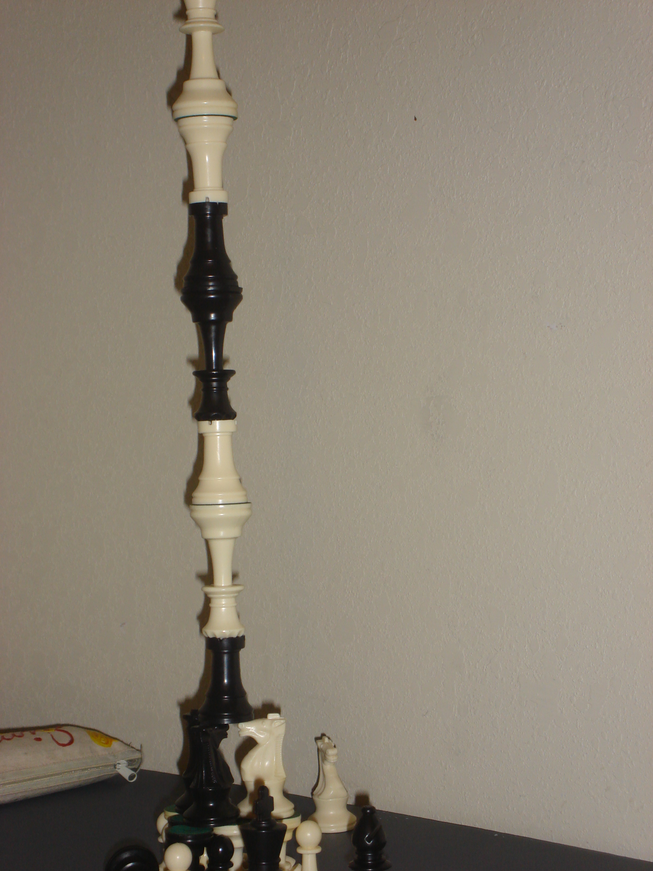 Illustration of a piece stacking sculpture