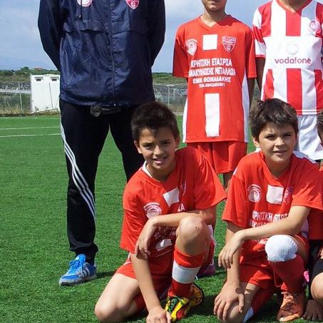 Ioannis_Drikakis_at_Olympiakos_Academy.jpg