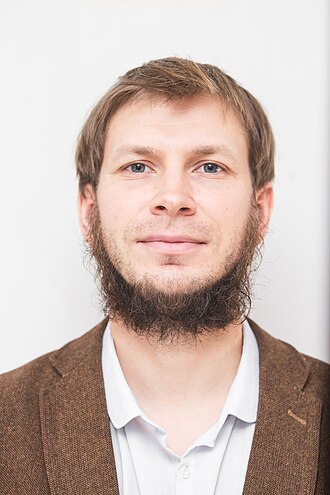 Alexey Mikhaylov (economist)