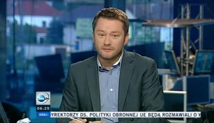Jarosław Kuźniar presenting Poranek TVN24 on 19 July 2011