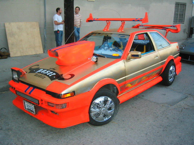 Poser Mobile from the advertising campaign.