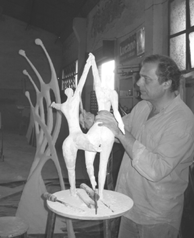 Linse in his workshop