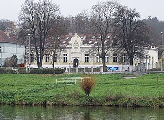 Riverside School, Prague