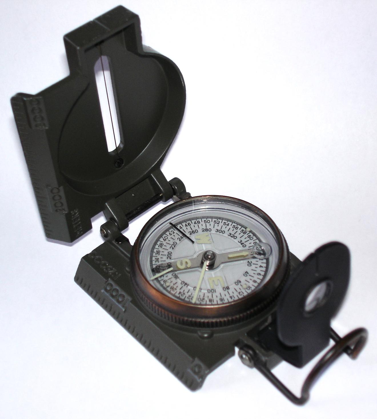 Liquid_filled_compass.jpg Liquid_filled_compass.jpg