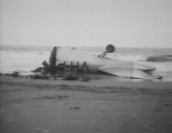 ANA Crash at Seven Mile Beach, Tasmania, 1946