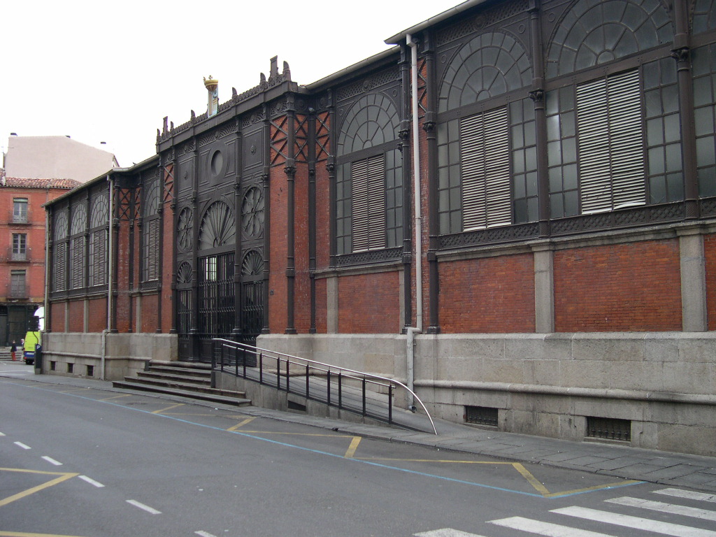 The Central Market is next to the famous Main Square