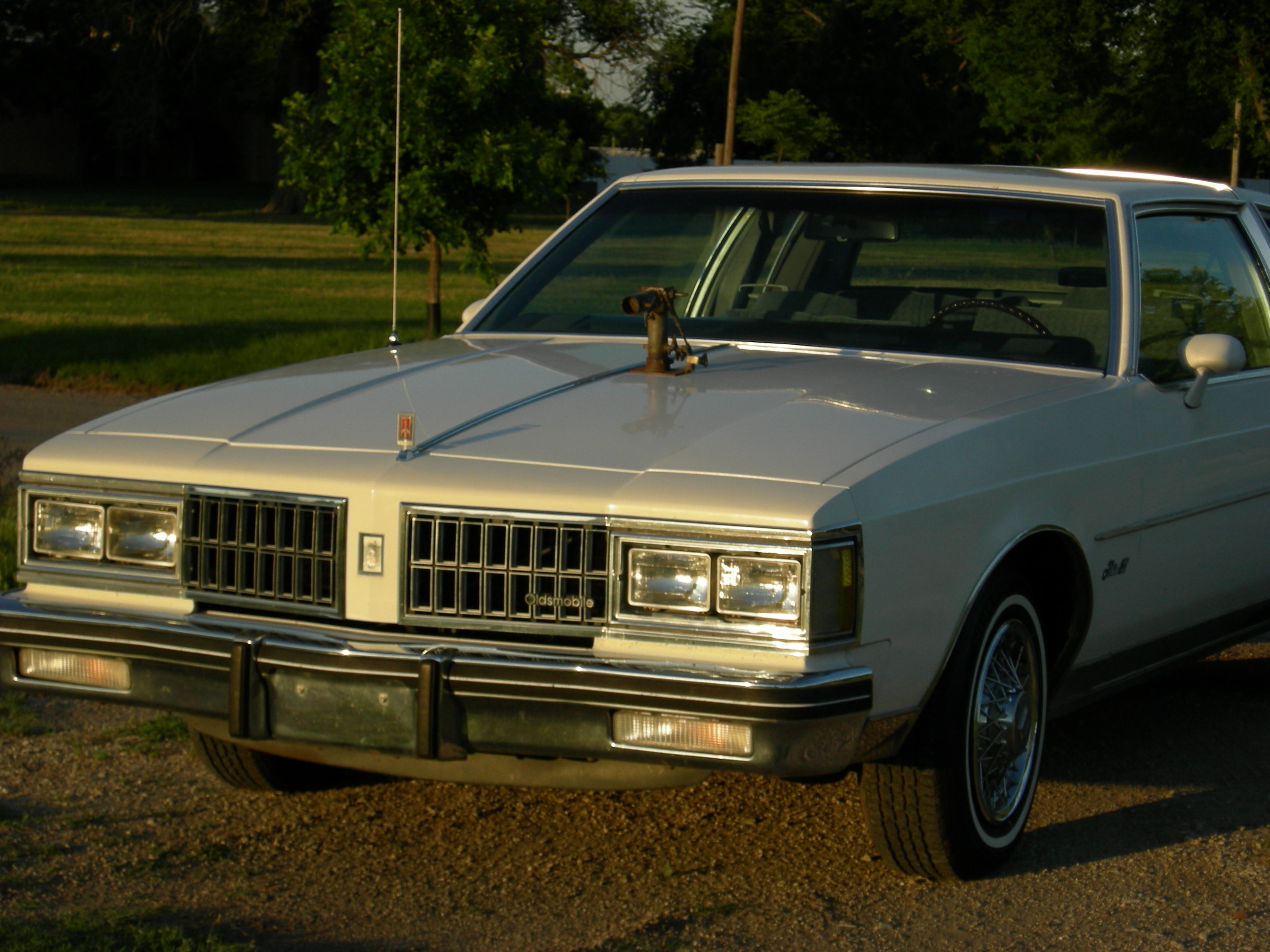Vapor Modified 1981 Oldsmobile. Vapor Modified 1981 Oldsmobile.