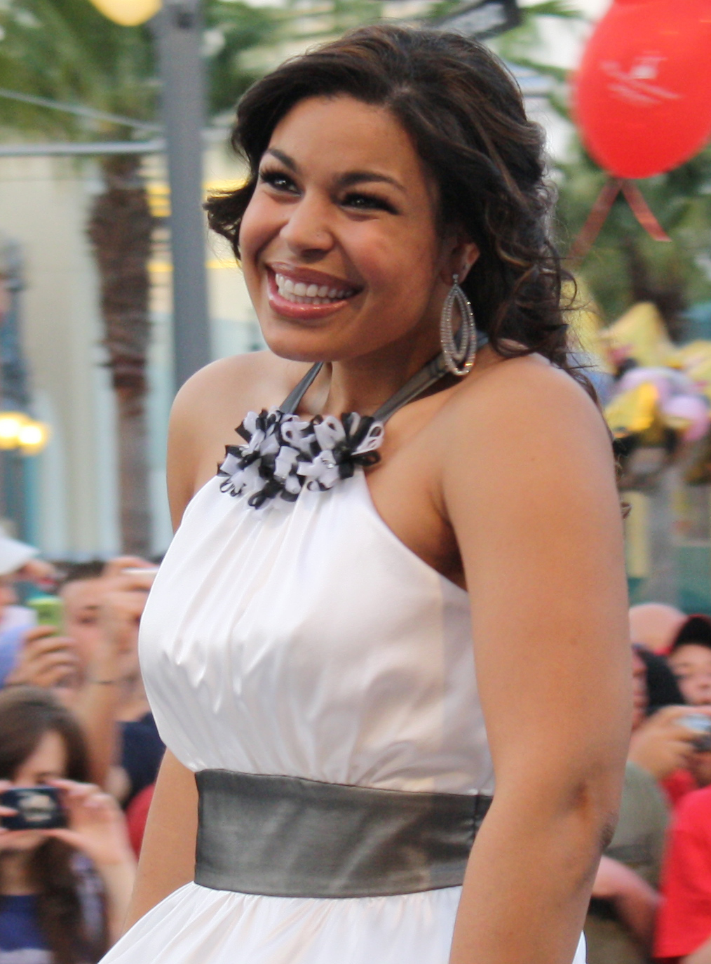Jordin Sparks alongside Chris Brown had the longest running #1 with "No Air"