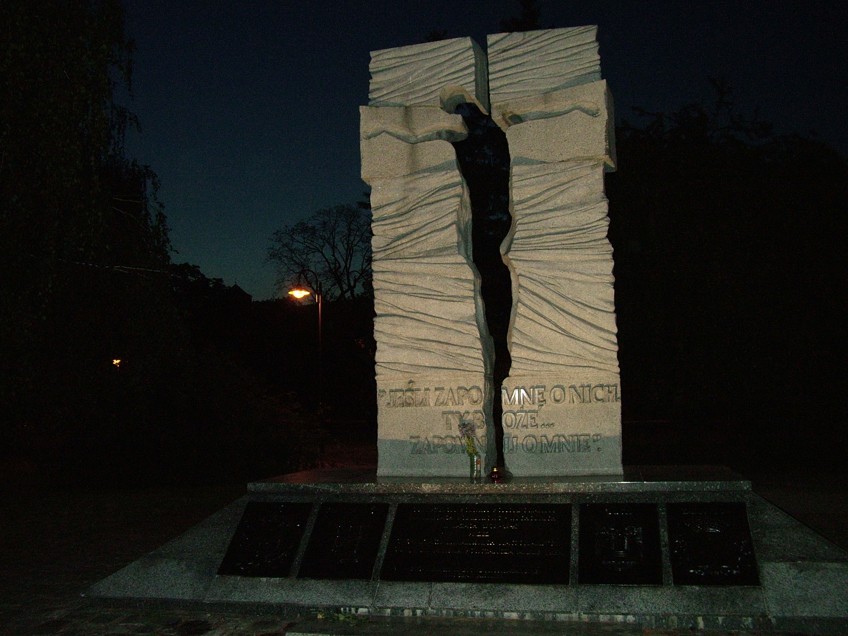 Wrocław, Monument to Victims of Crimes Committed by Ukrainian Nationalists (initiated by Siekierka)