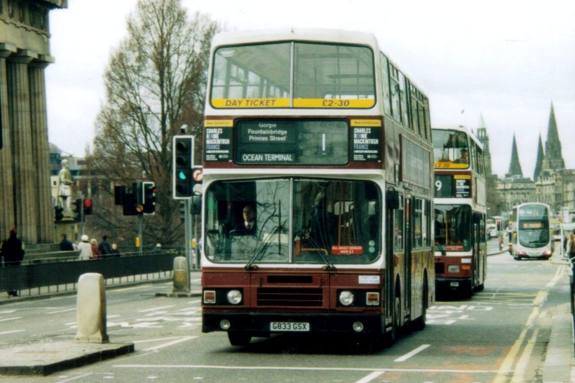 A now-withdrawn Leyland Olympian on route 1