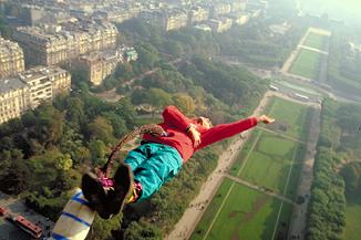 One of the 6 jumps from the 2nd floor of the Eiffel Tower in October 1991. Photo H.Calvayrac