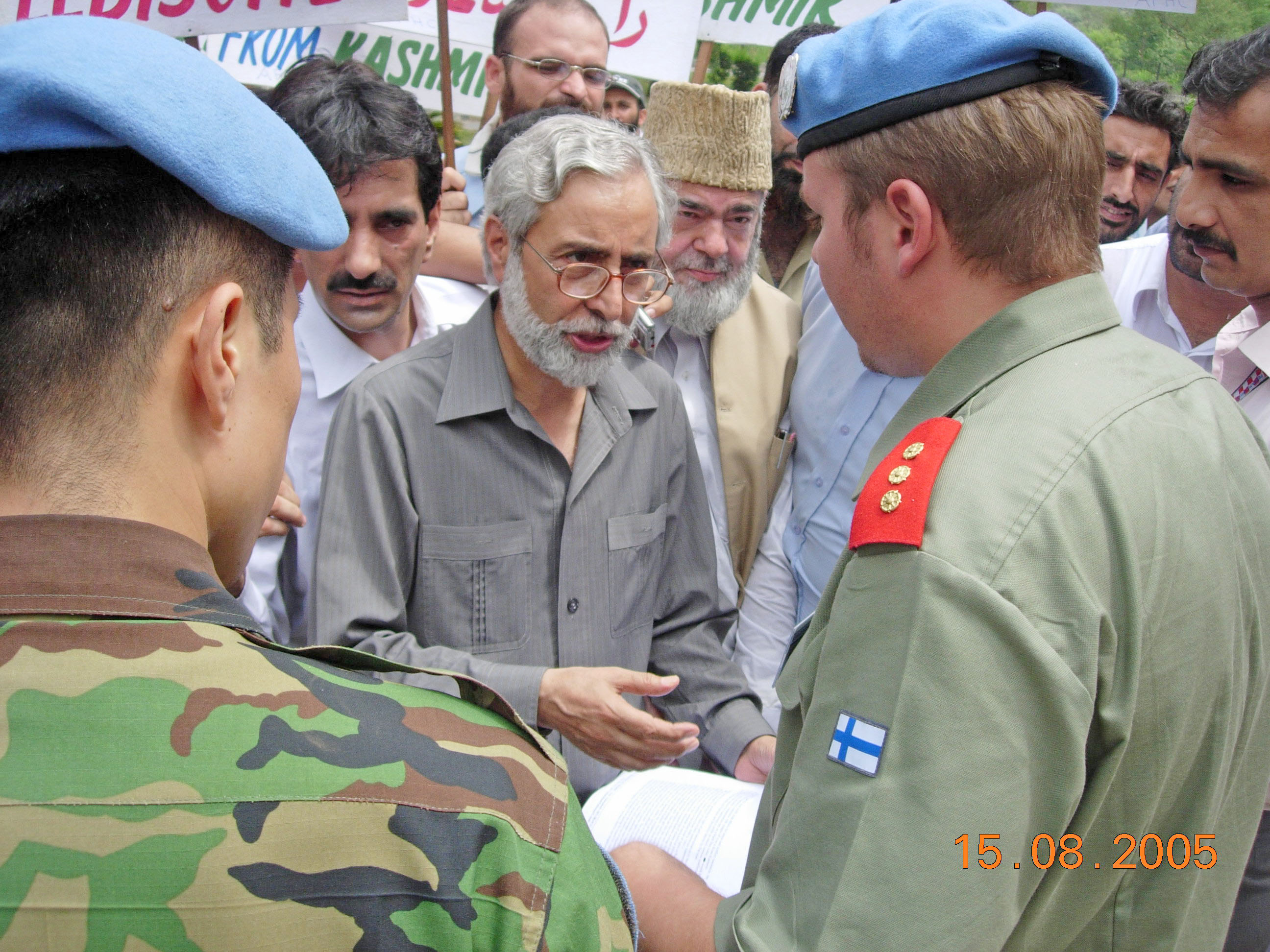 Muhammad Farooq Rehmani Senior Kashmiri Hurriyat Leader presenting a memorandum to UN officials in Pakistani Kashmir.