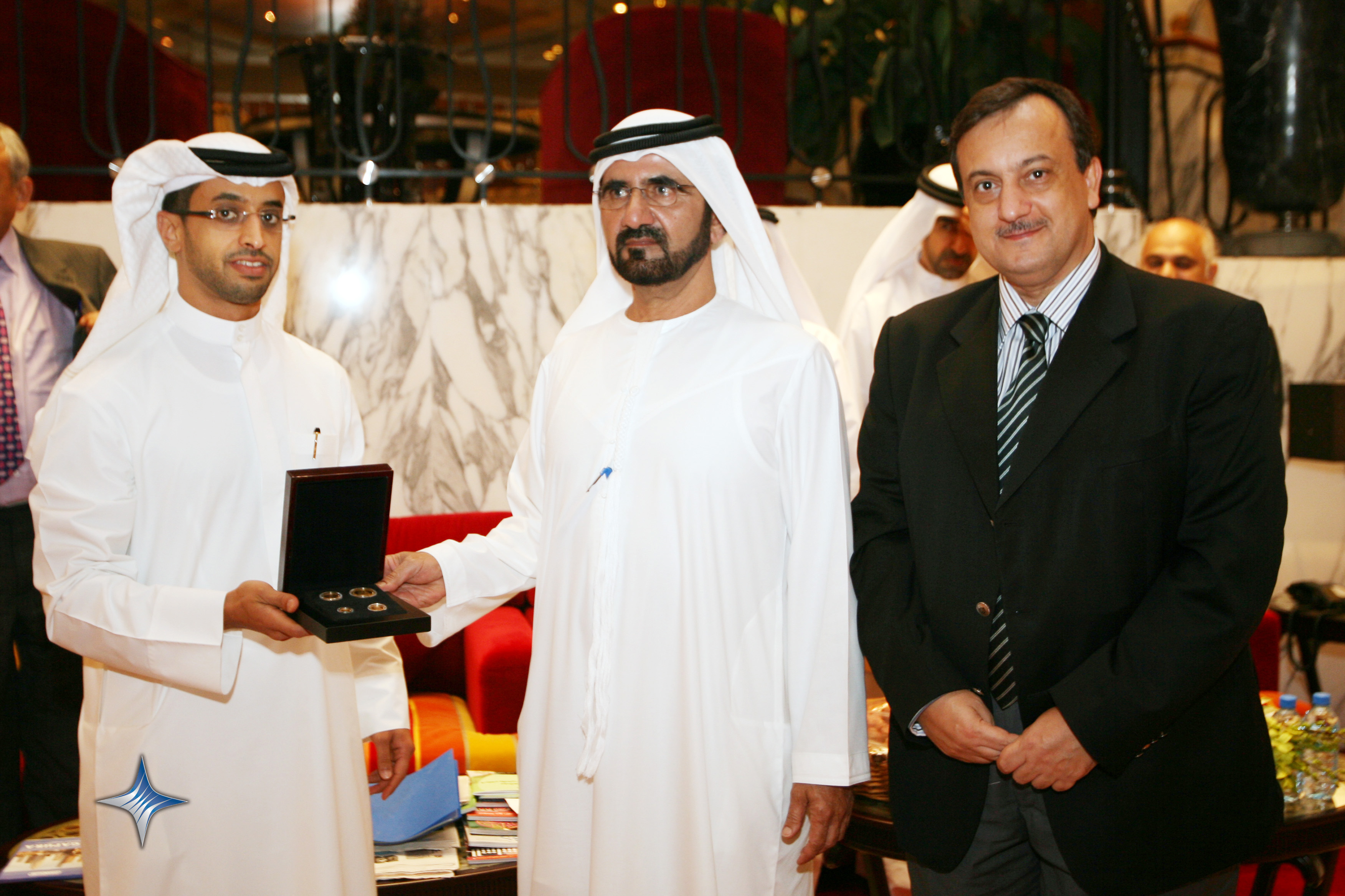  Ahmed Sultan Bin Sulayem presents Vision of Dubai Coin to H. H Sheikh Mohammed bin Rashid Al Maktoum
