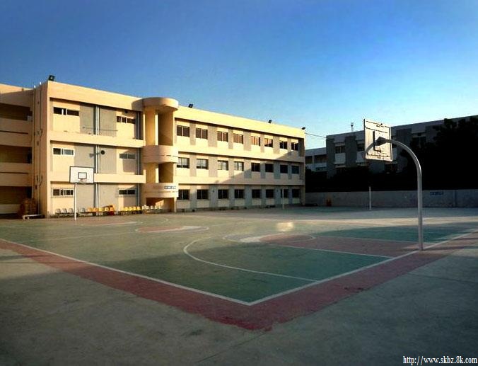 SKBZ College Picture 1