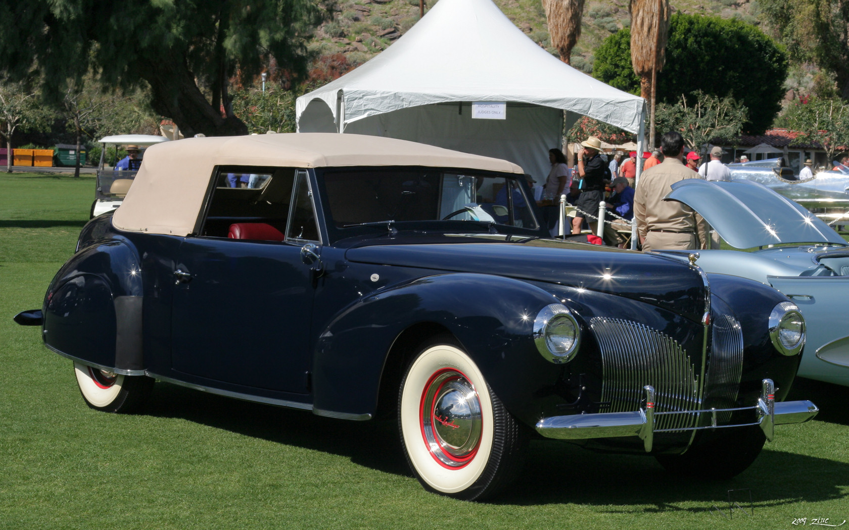 1940 Lincoln Zephyr Continental Cabriolet