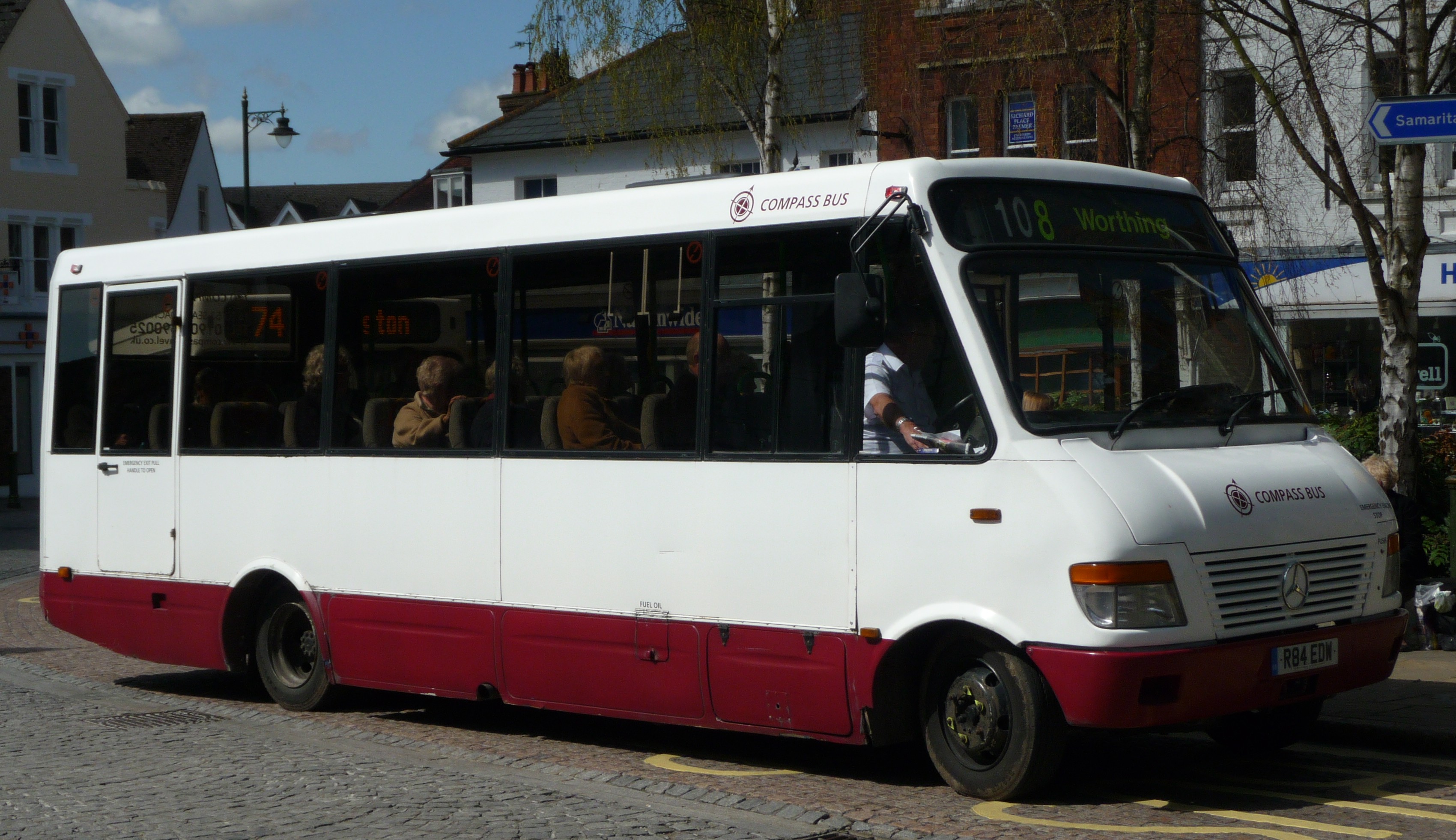 Autobus Classique bodied Mercedes-Benz Vario in Horsham in April 2009 Autobus Classique bodied Mercedes-Benz Vario in Horsham in April 2009