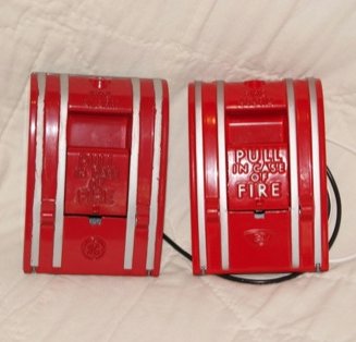 |200px|thumb|Two Edwards 270-SPO fire alarm pull stations.