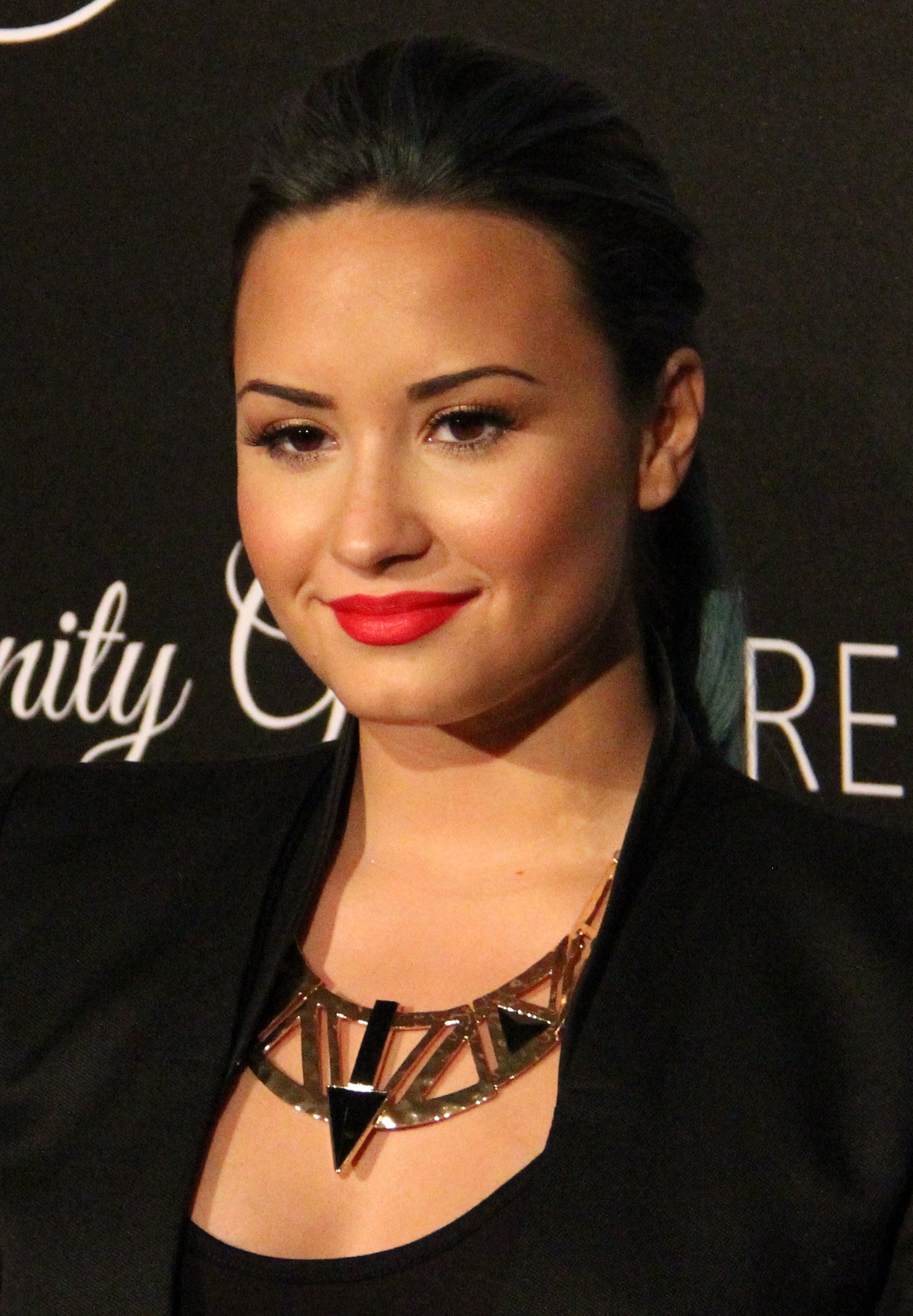 The "girls" category was mentored by Demi Lovato.