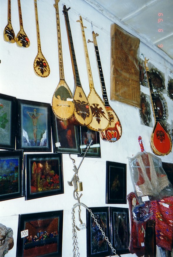 Çiftelias Traditional instruments
