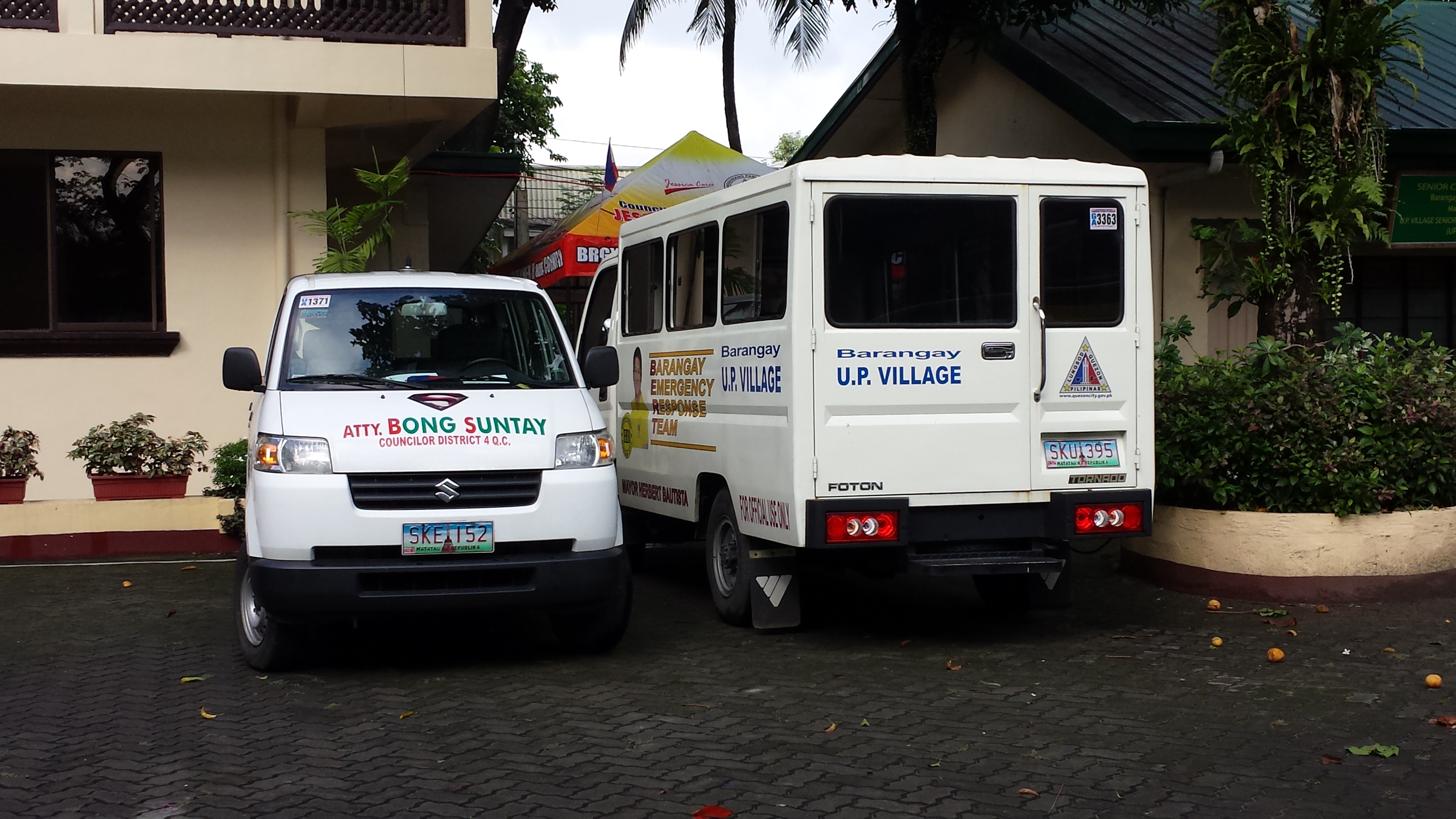 Ambulance and command vehicle of the UP Village Bgy Rescue Team.