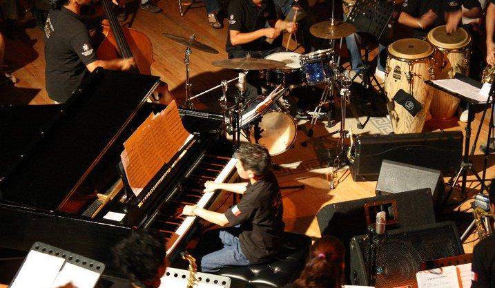 Live in CEART July 28, 2008 / I Don't Want to Change and You Can't Make Me