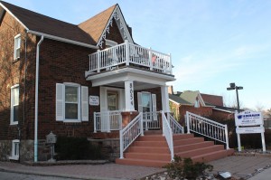 Front view of the Wilderman Medical Clinic located at 8054 Yonge Street in Thornhill, Ontario, Canada.