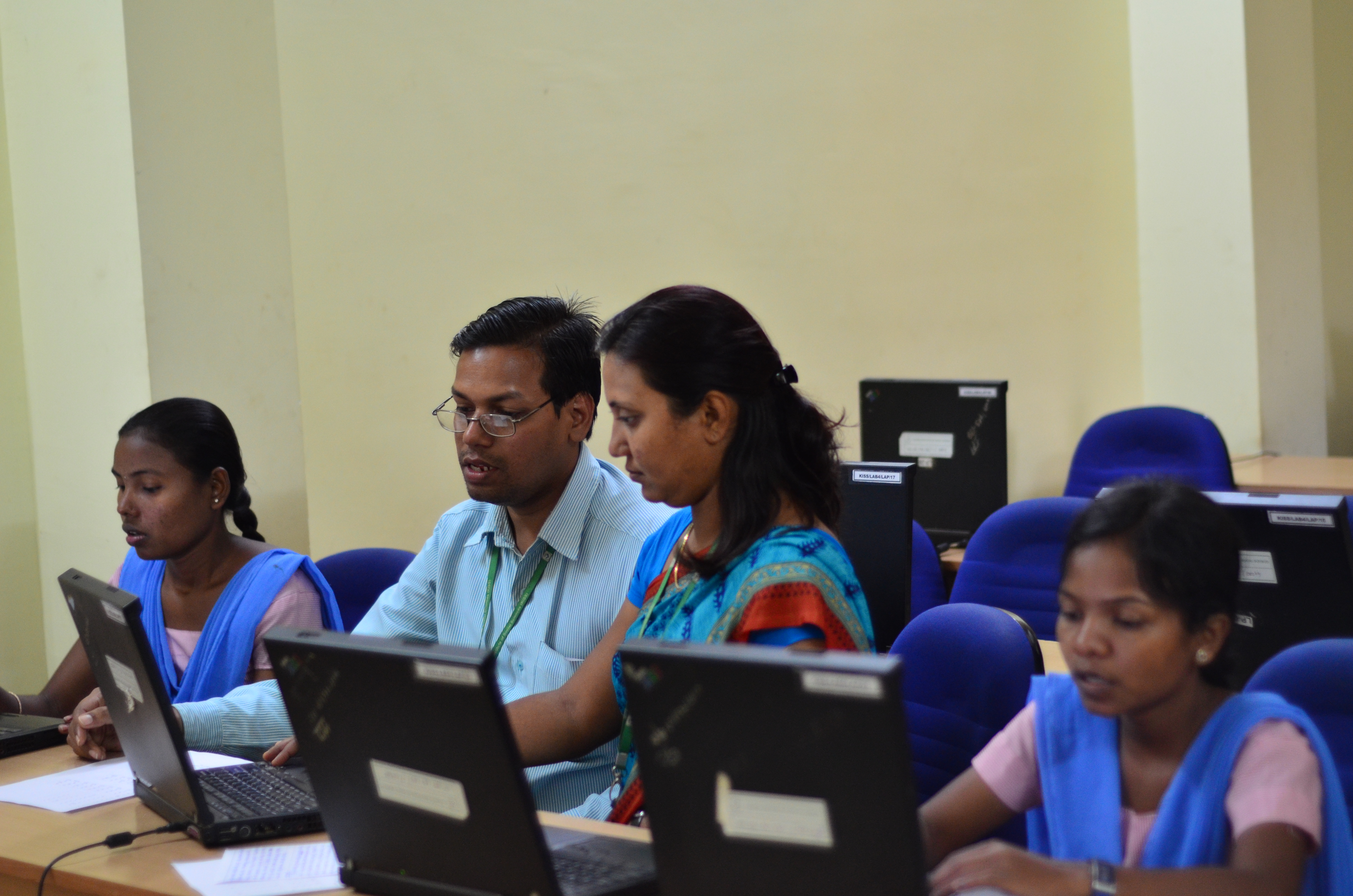 KISS students at a Wikipedia editing workshop in 2014