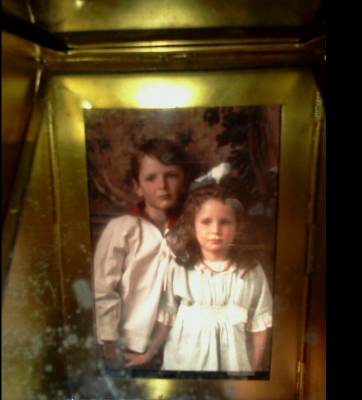 Edward Cornelius Humphrey and his sister Alice as children in Louisville, Kentucky