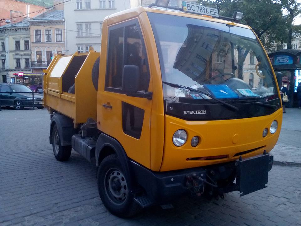 Electron ЕМ-С320.12 truck.