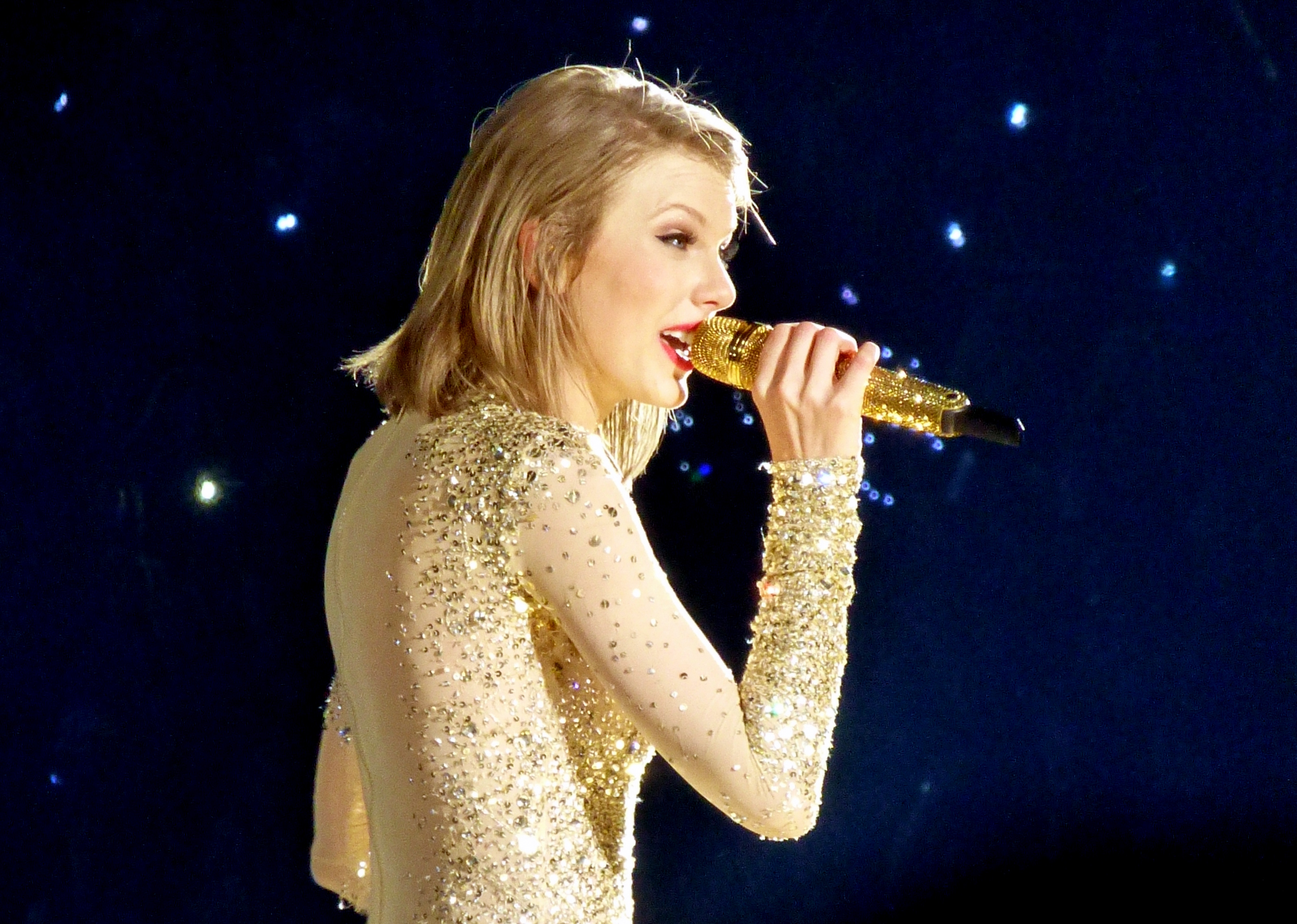 Taylor Swift has performed 16 sold out shows at the venue; the most number of appearances at the venue by a female artist.