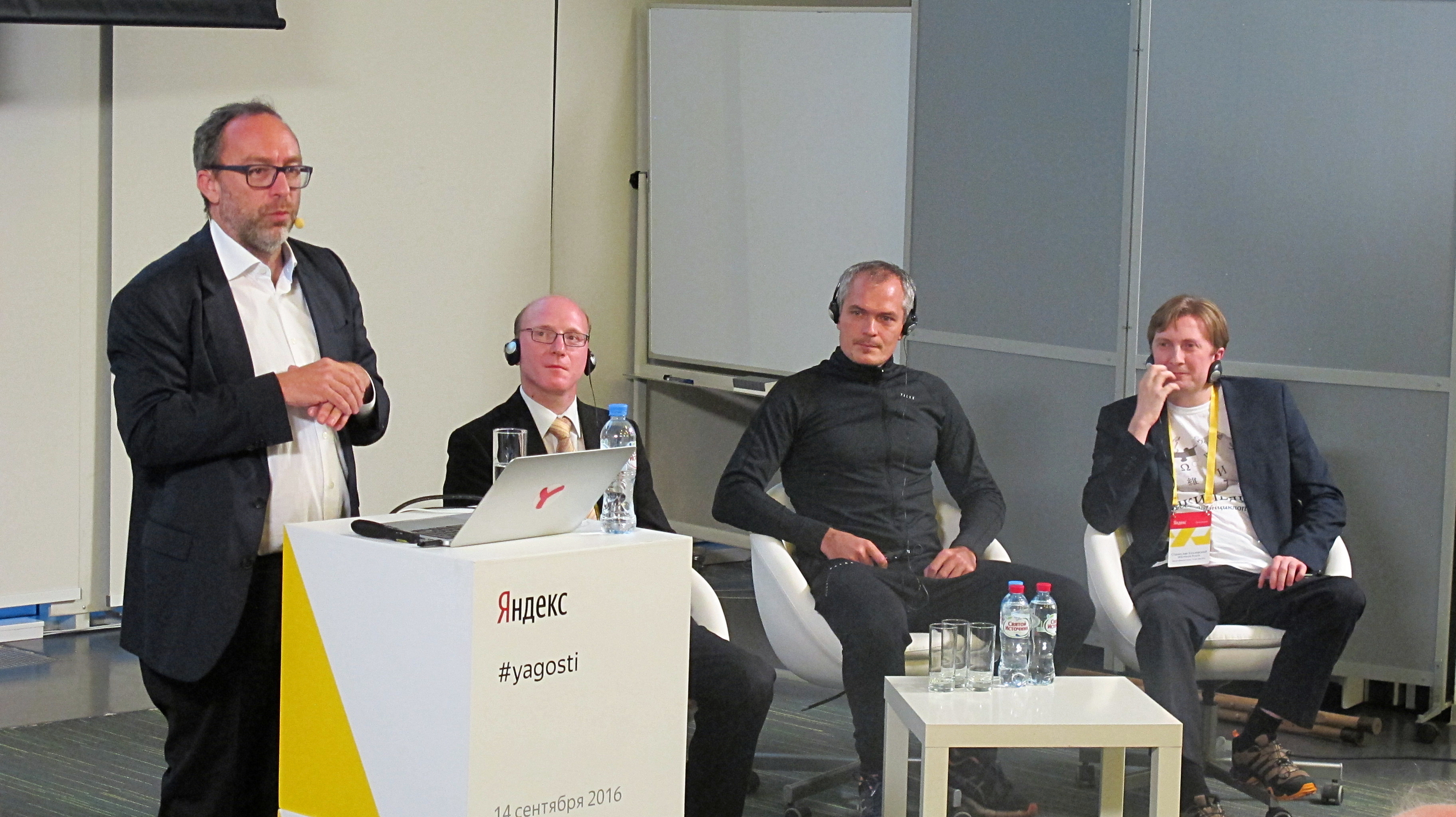 Dmitry Erokhin (center) at Jimmy Wales' visit in Moscow, September 2016