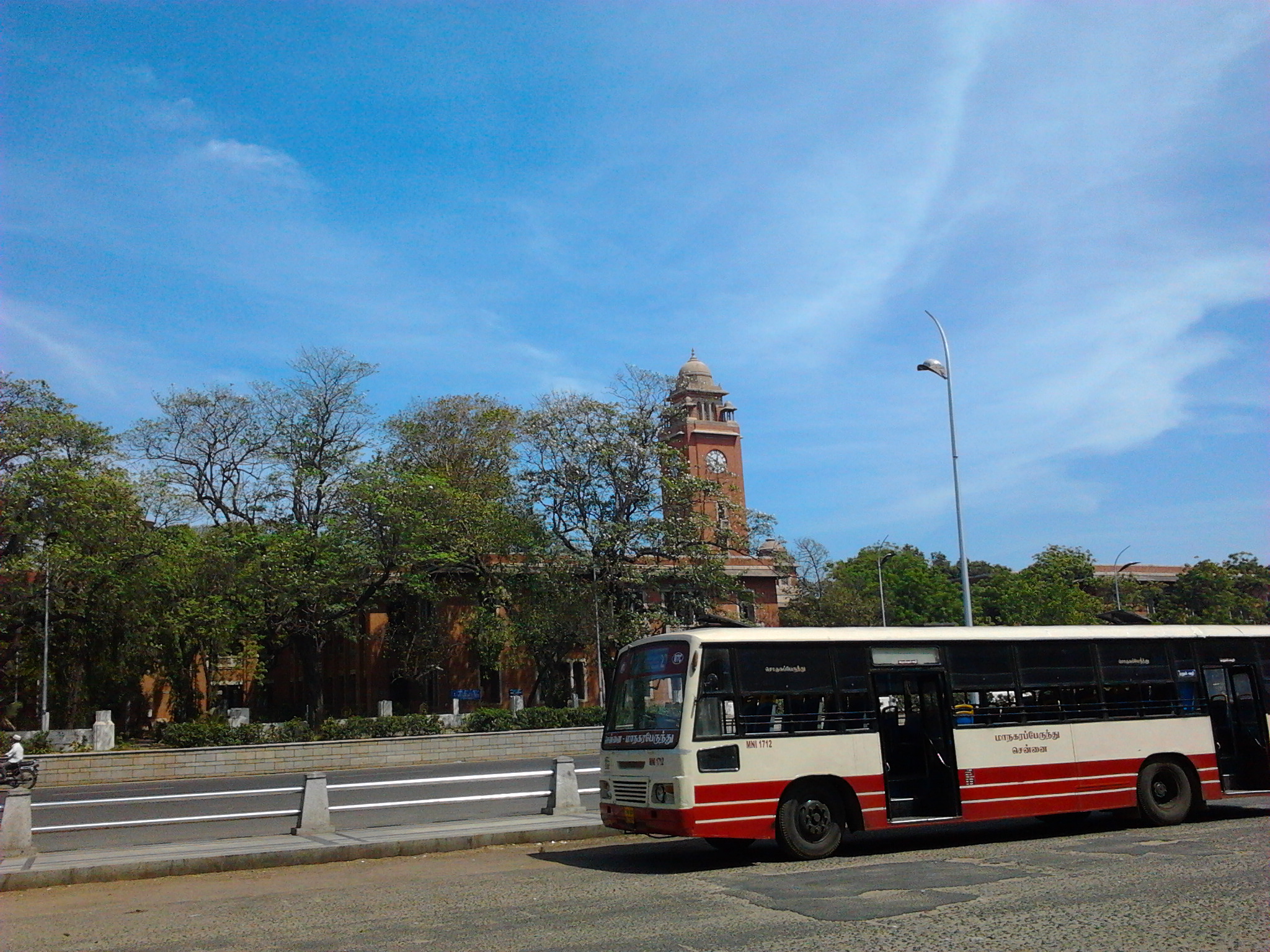 Deluxe bus from Ashok Leyland