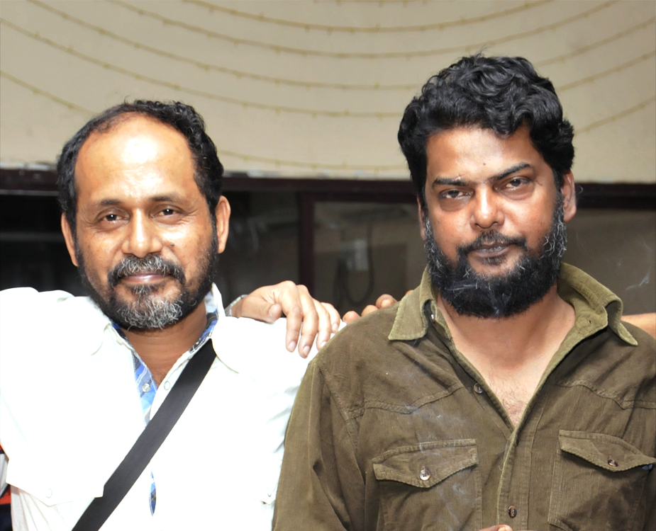 Dipak Mandal with Bappaditya Bandopadhyay at the post-filming party of Sohra Bridge (2015)|289x289px