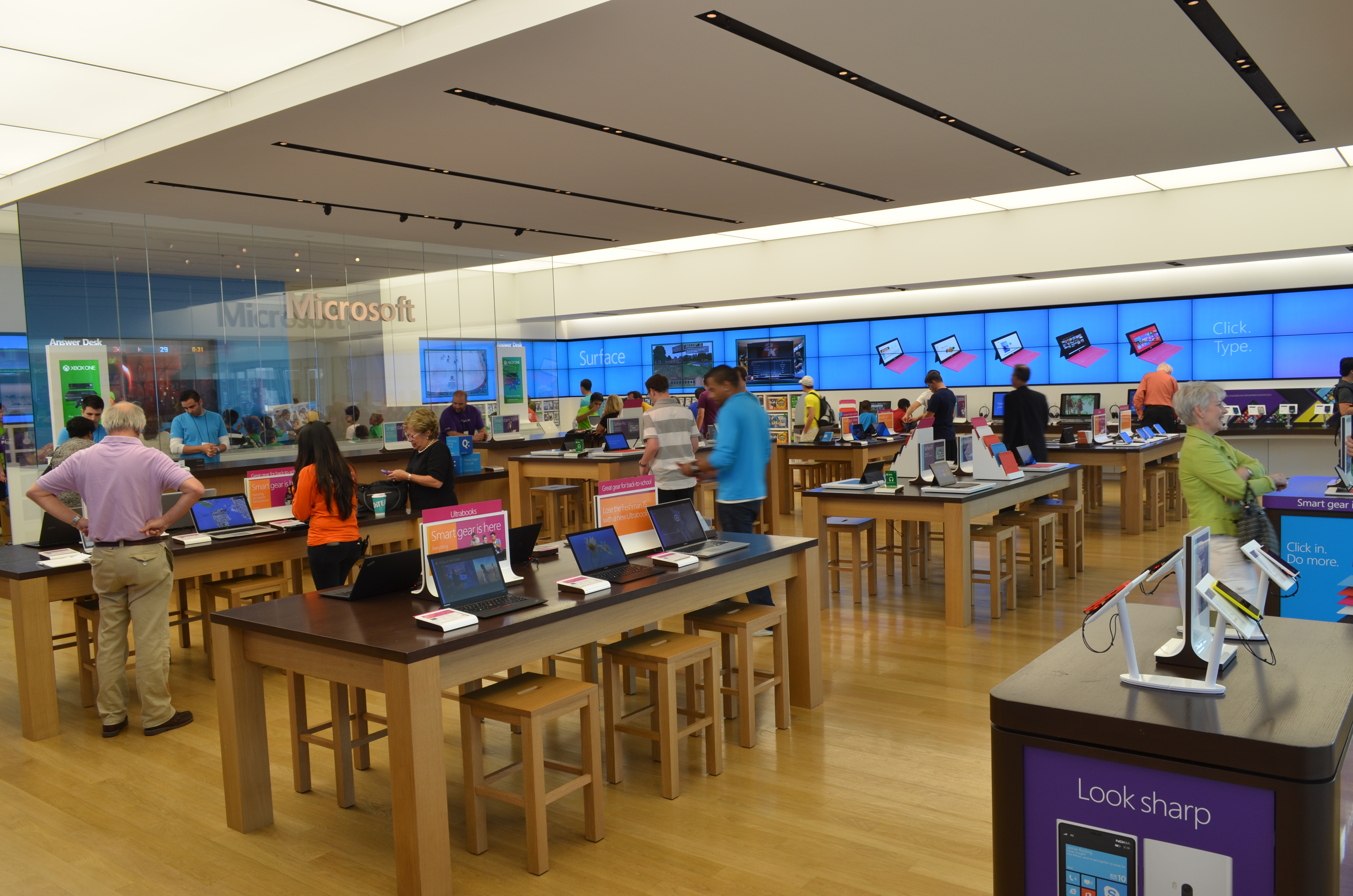 Microsoft Store in Yorkdale Toronto, the first store outside the U.S.