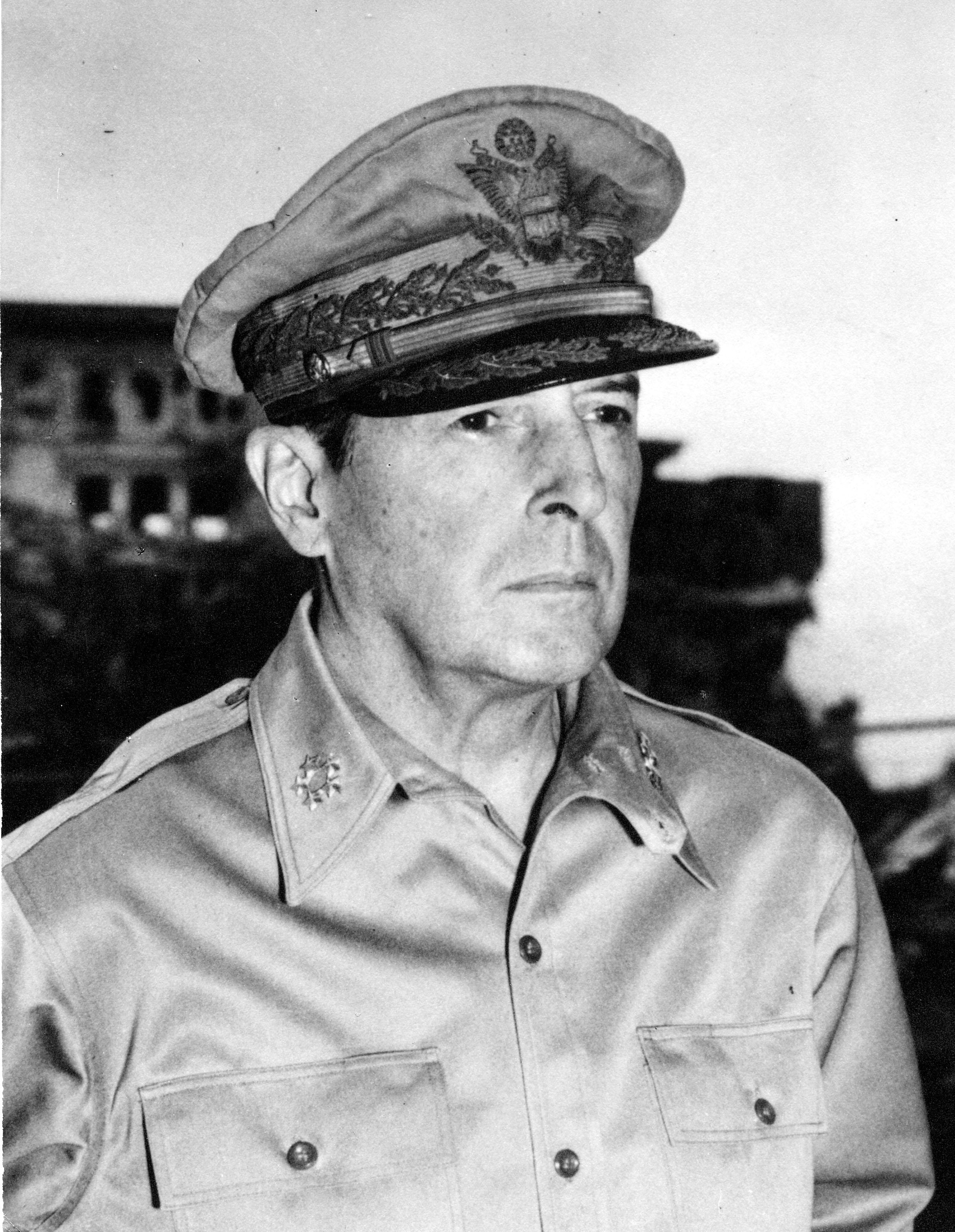 Douglas MacArthur, a US Army general from 1918-1951. Douglas MacArthur, a US Army general from 1918-1951.