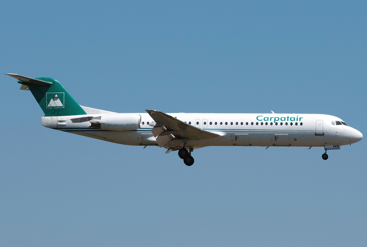 Carpatair Fokker 100