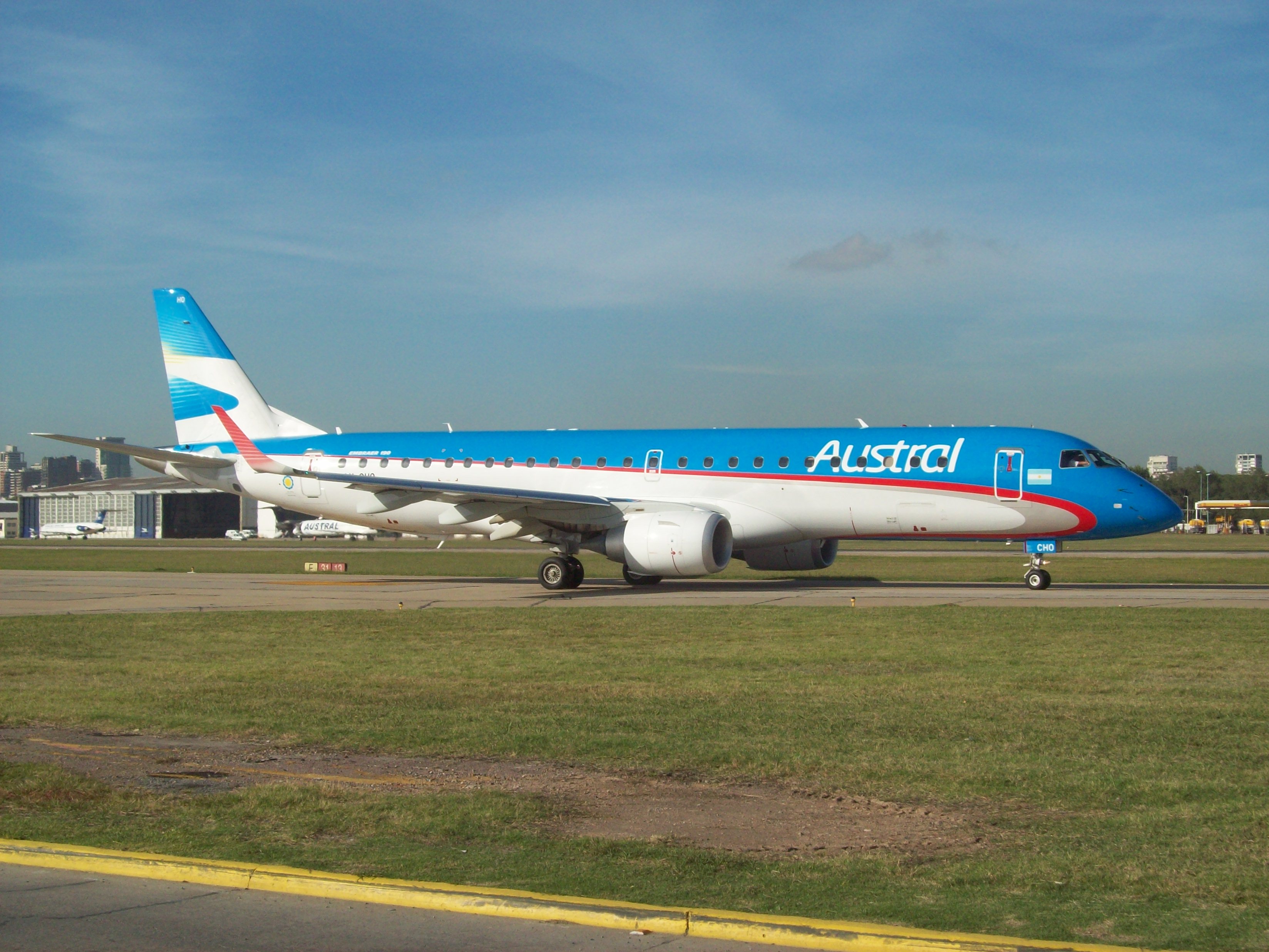 An Embraer 190 taxiing at Aeroparque Jorge Newbery in 2011. The airport is the only hub for the airline.
