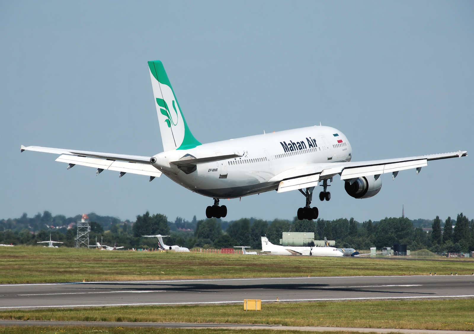 Mahan Air Airbus A300-600, Birmingham Airport