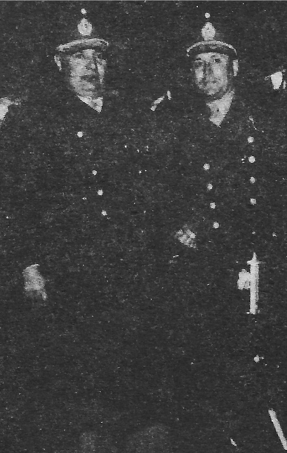 Minister of the Army, Lieutenant General Franklin Lucero (right) alongside José Domingo Molina Gómez (left).