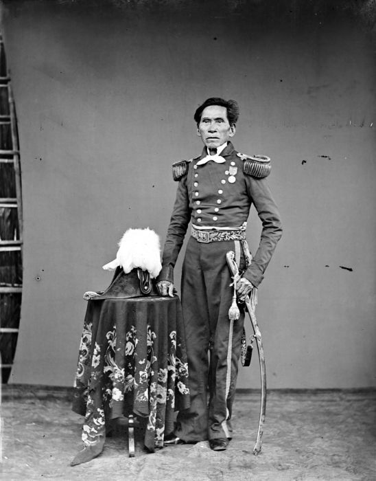 Groot-Majoor Dotulong, leader of the Tulungan troops.