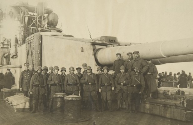 Troops of the Mecklenburg Jäger Battalion No. 14 on the deck of a German coastal defence ship during the Åland expedition, 1918.
