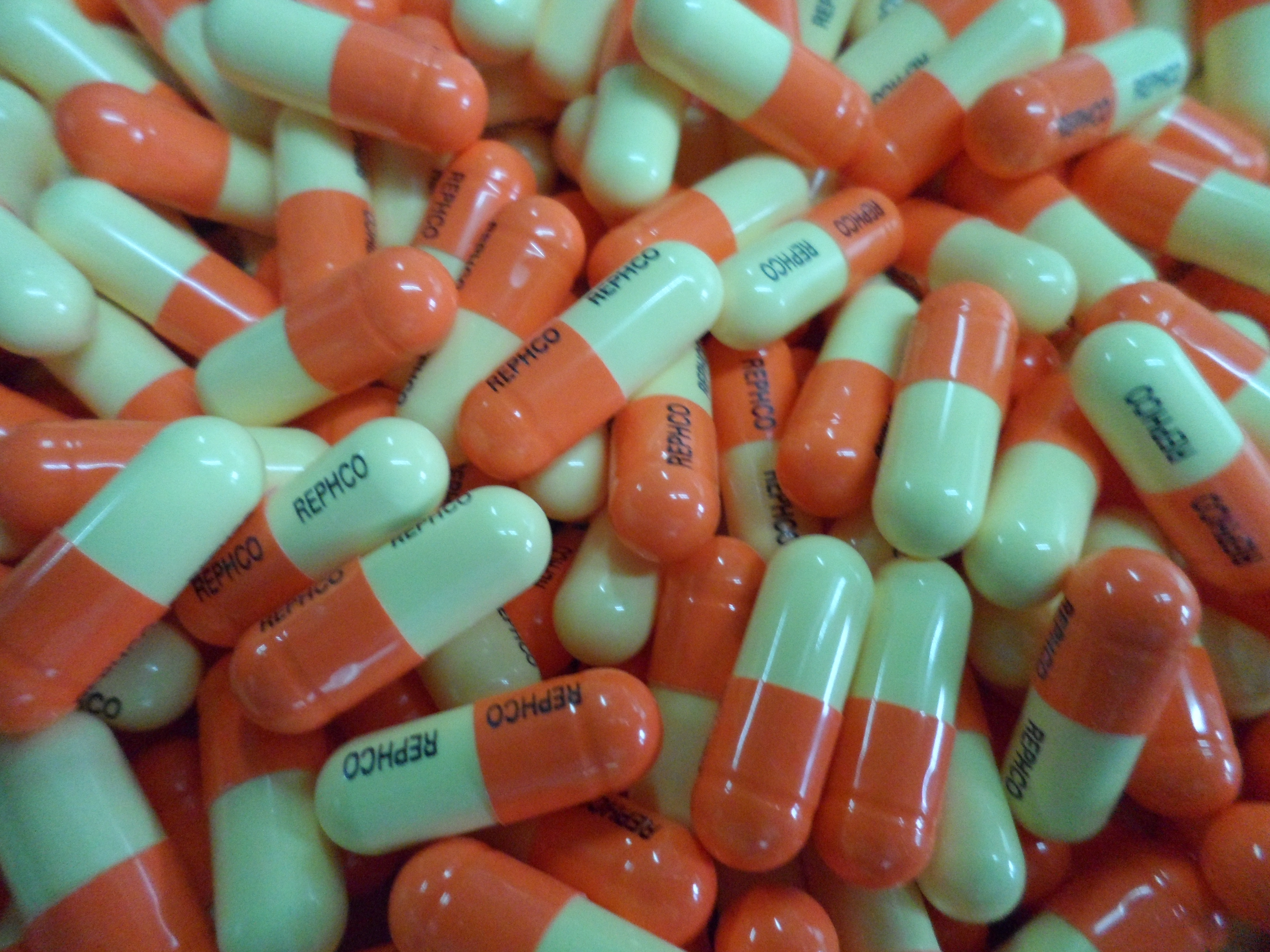 Reocef capsule
