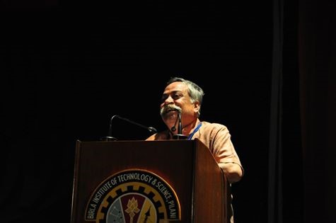 Piyush Pandey addressing the audience during the Think Again Conclave 2013